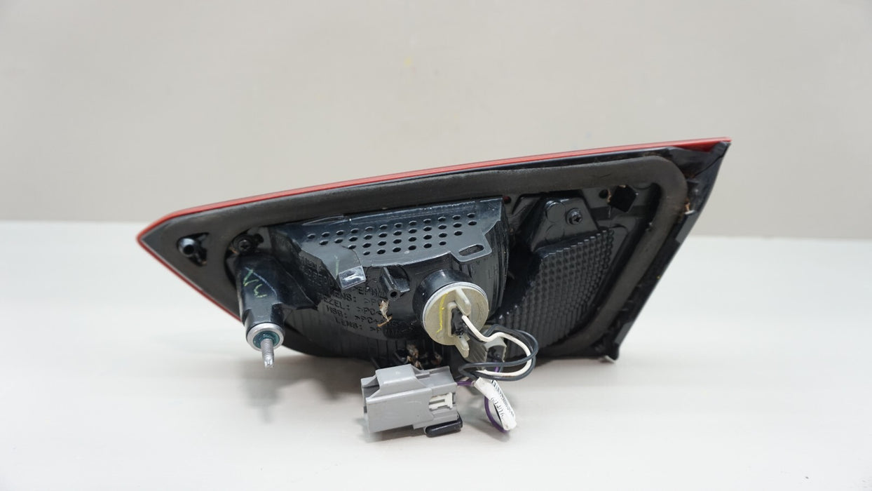 2016-2018 CHEVROLET MALIBU REAR LH LEFT DRIVER SIDE INNER TAIL LIGHT OEM