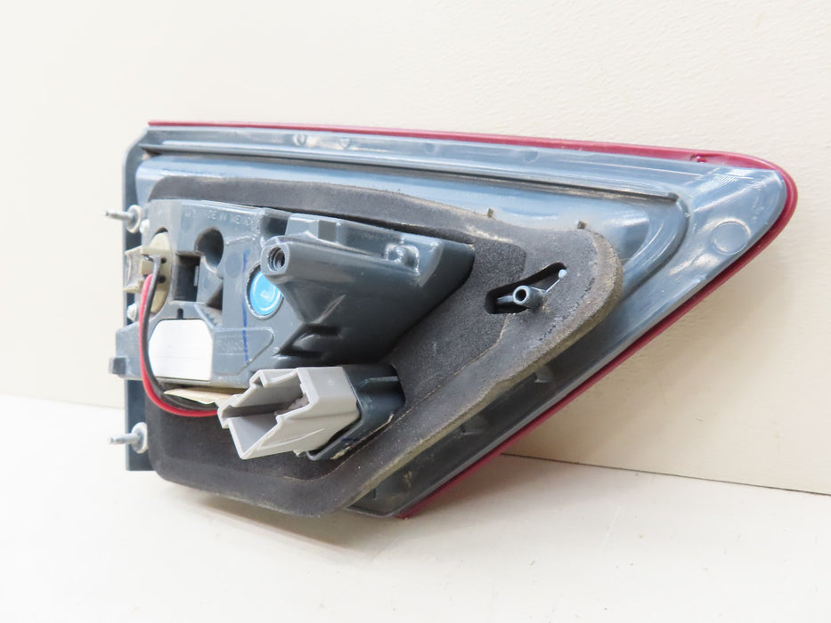 2013-2016 FORD FUSION REAR RIGHT PASSENGER SIDE INNER TAIL LIGHT OEM