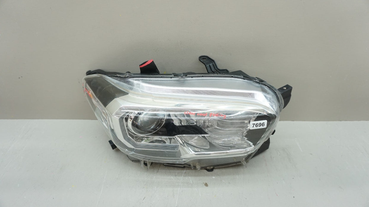 2020-2023 TOYOTA TACOMA FRONT RH RIGHT PASSENGER SIDE HALOGEN HEADLIGHT OEM