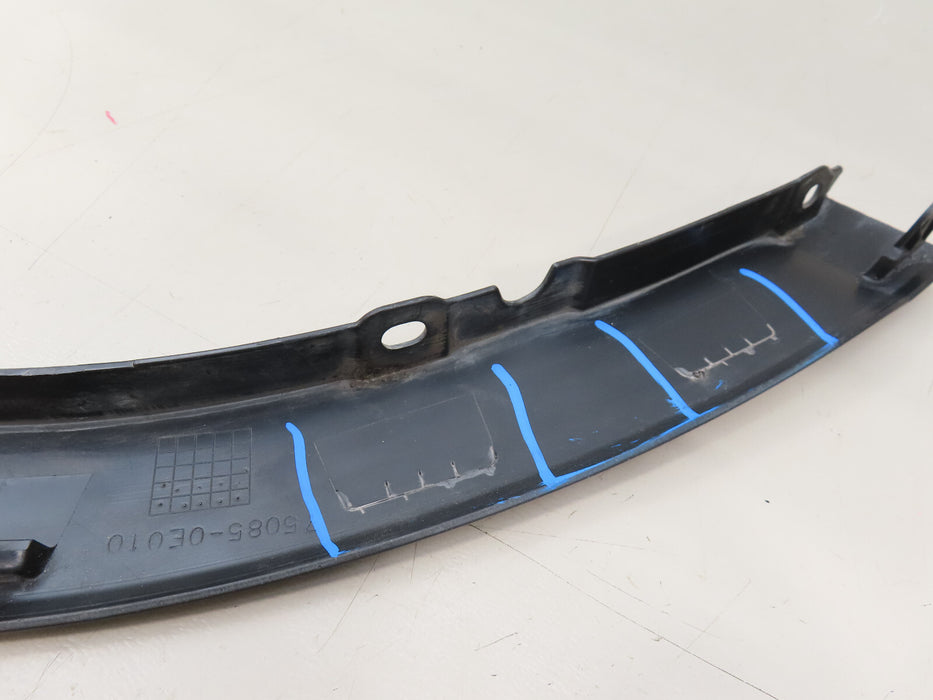 2014-2019 TOYOTA HIGHLANDER FRONT RIGHT PASSENGER WHEEL ARCH FENDER FLARE OEM