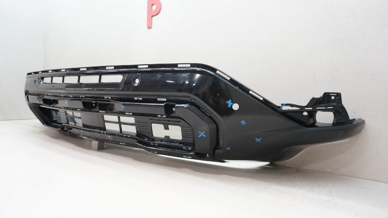 2025-2026 CHEVROLET TAHOE / SUBURBAN FRONT LOWER BUMPER VALANCE OEM 84976805