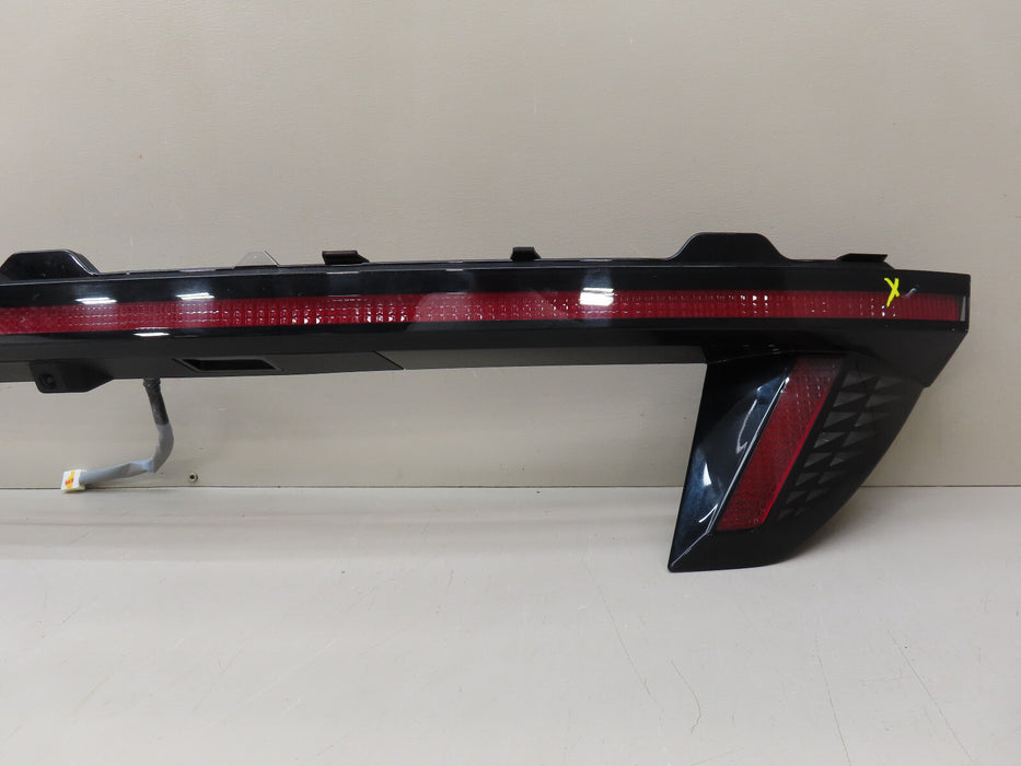 2025 HYUNDAI TUCSON REAR COMBINATION LIGHT CENTER OEM