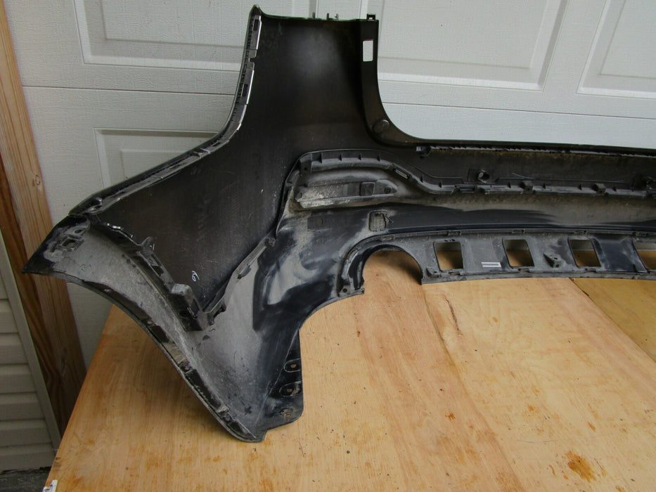16 17 KIA SORENTO REAR BUMPER COVER OEM