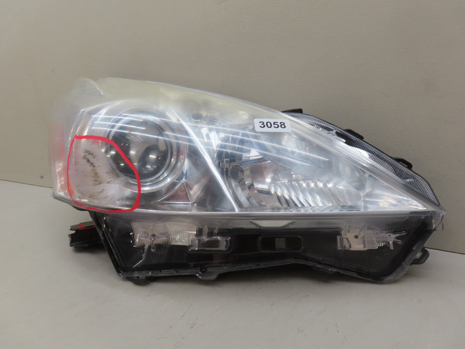 2012-2014 TOYOTA PRIUS V FRONT RIGHT PASSENGER SIDE HALOGEN LAMP OEM