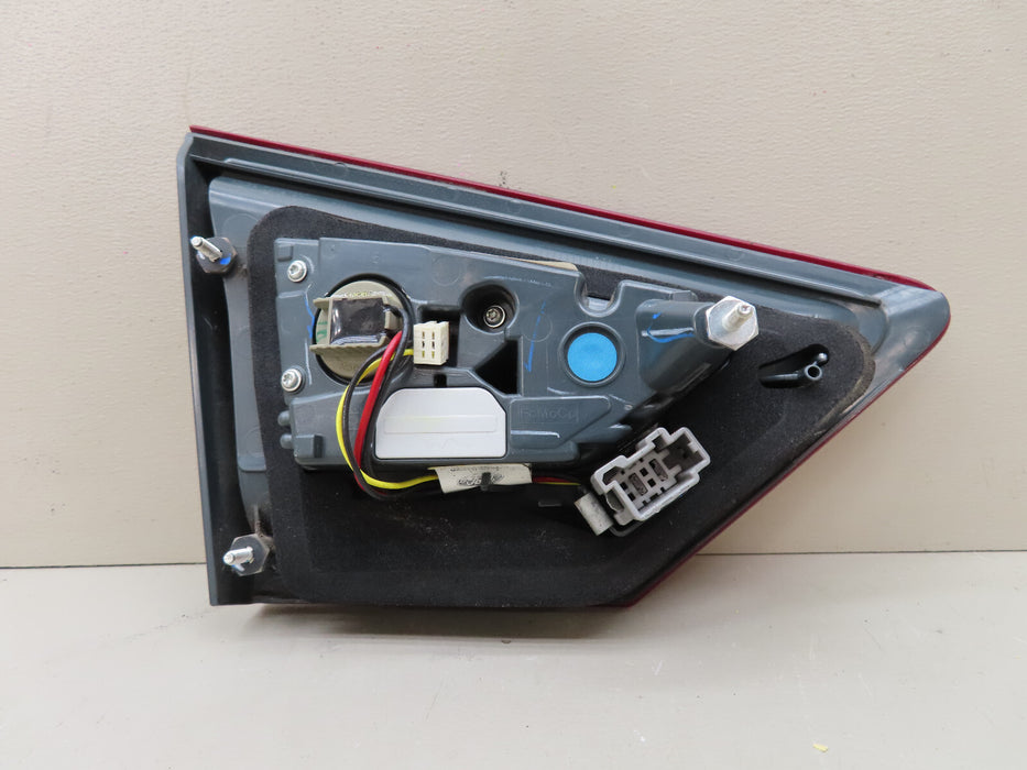 2013-2016 FORD FUSION REAR RIGHT PASSENGER SIDE INNER TAIL LIGHT OEM