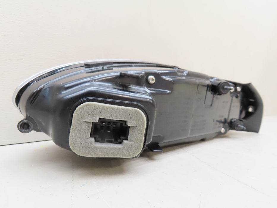 2020-2022 BENTLEY GT GTC REAR RIGHT PASSENGER SIDE TAIL LIGHT OEM 3SD945096C