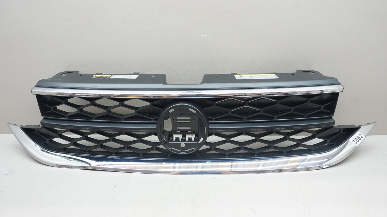 2022-2024 VOLKSWAGEN TAOS FRONT UPPER GRILLE GRILL OEM 2GJ853653