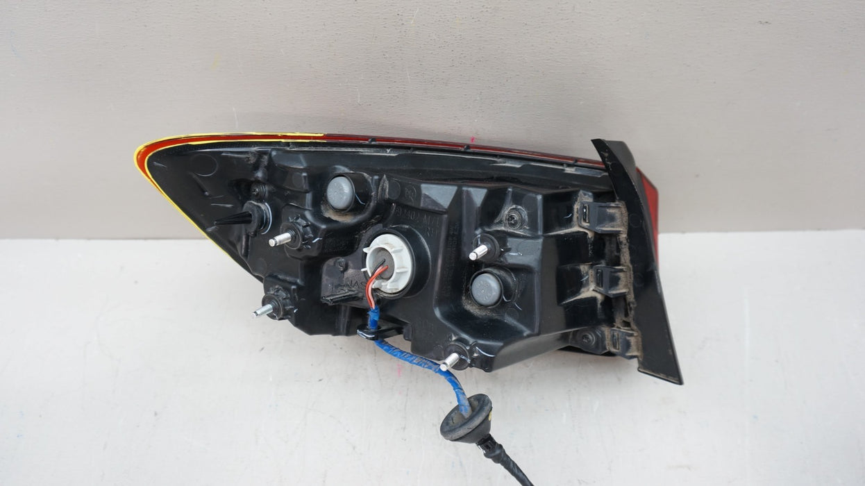 2019-2024 KIA FORTE REAR RIGHT PASSENGER SIDE OUTER TAIL LIGHT OEM