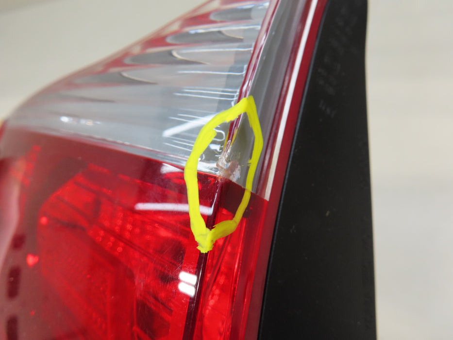 2016-2018 HYUNDAI TUCSON REAR LEFT DRIVER SIDE TAIL LIGHT LED OEM