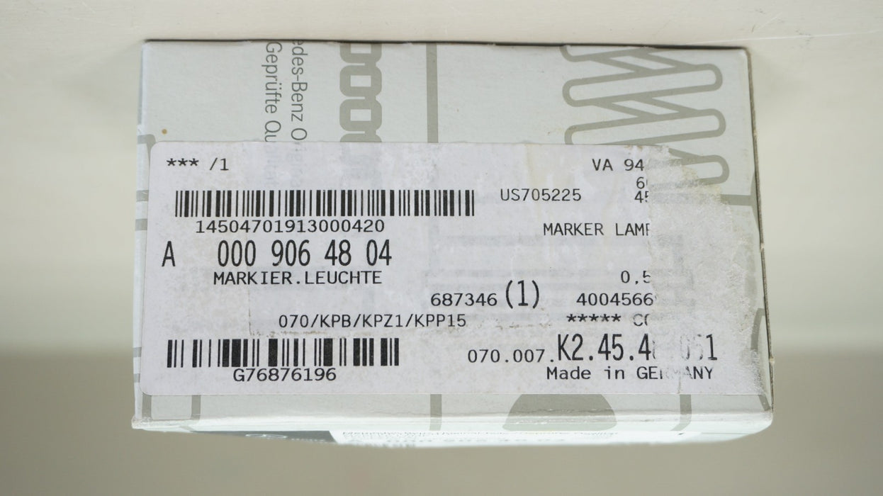 2015-2018 MERCEDES-BENZ G63 AMG FRONT RIGHT SIDE MARKET LIGHT A0009064804 OEM
