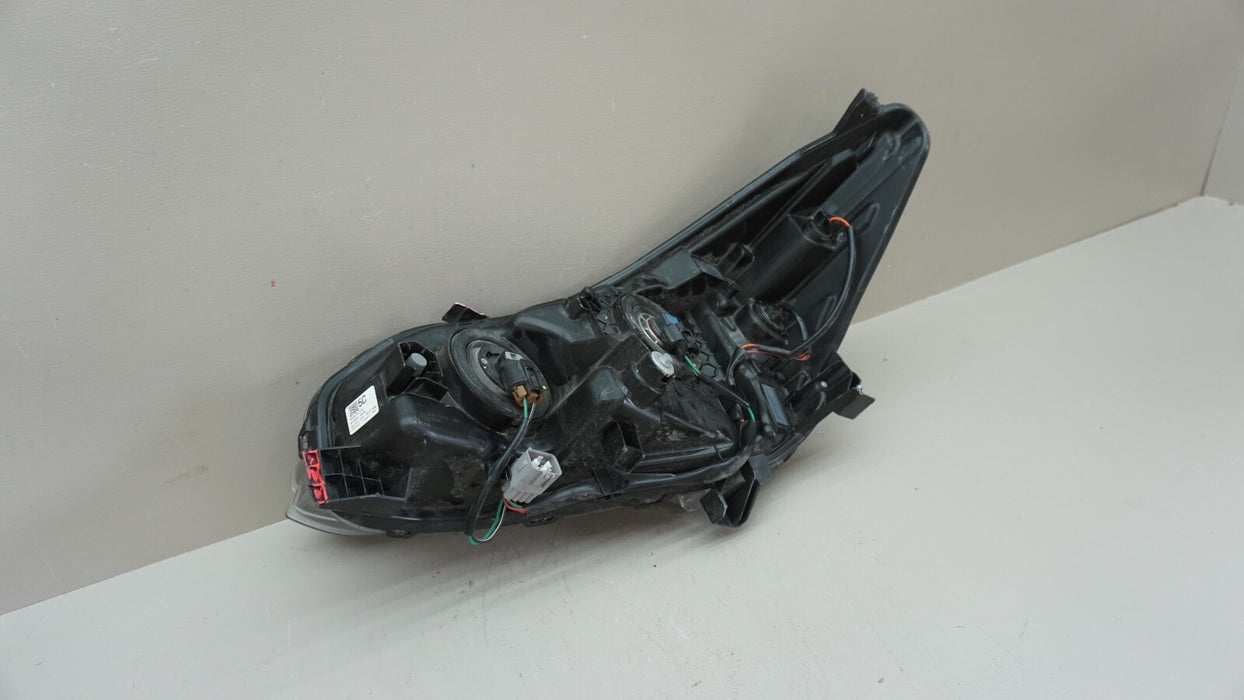 2018-2023 SUBARU CROSSTREK RIGHT PASSENGER HEADLIGHT LAMP HALOGEN OEM 84001FL100