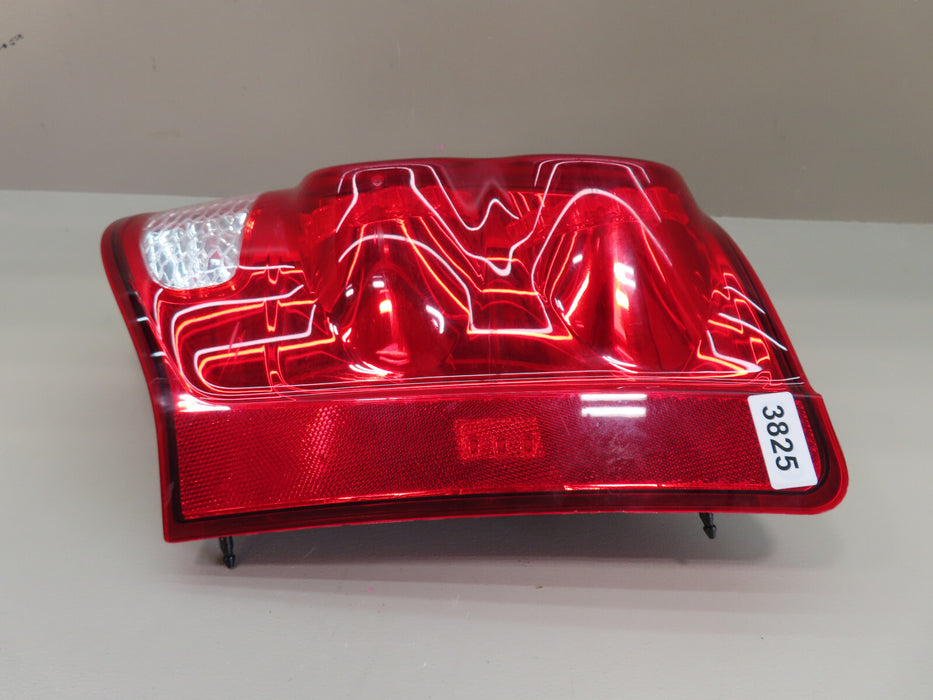 2011-2018 DODGE GRAND CARAVAN REAR RIGHT PASSENGER TAIL LIGHT HALOGEN LED OEM