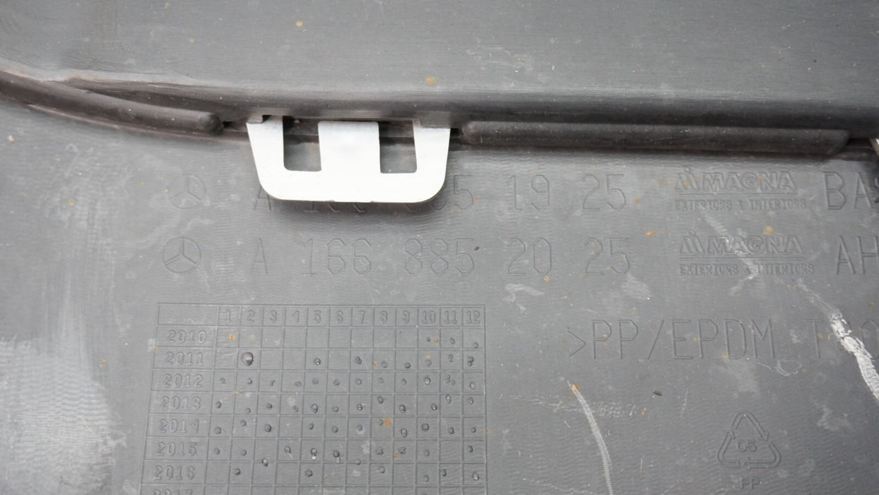 2012-2015 MERCEDES-BENZ ML550 REAR LOWER BUMPER COVER VALANCE OEM A1668852025