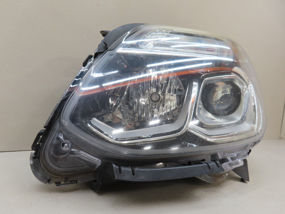 2016 2017 CHEVROLET EQUINOX FRONT LEFT DRIVER SIDE HEADLIGHT HALOGEN OEM