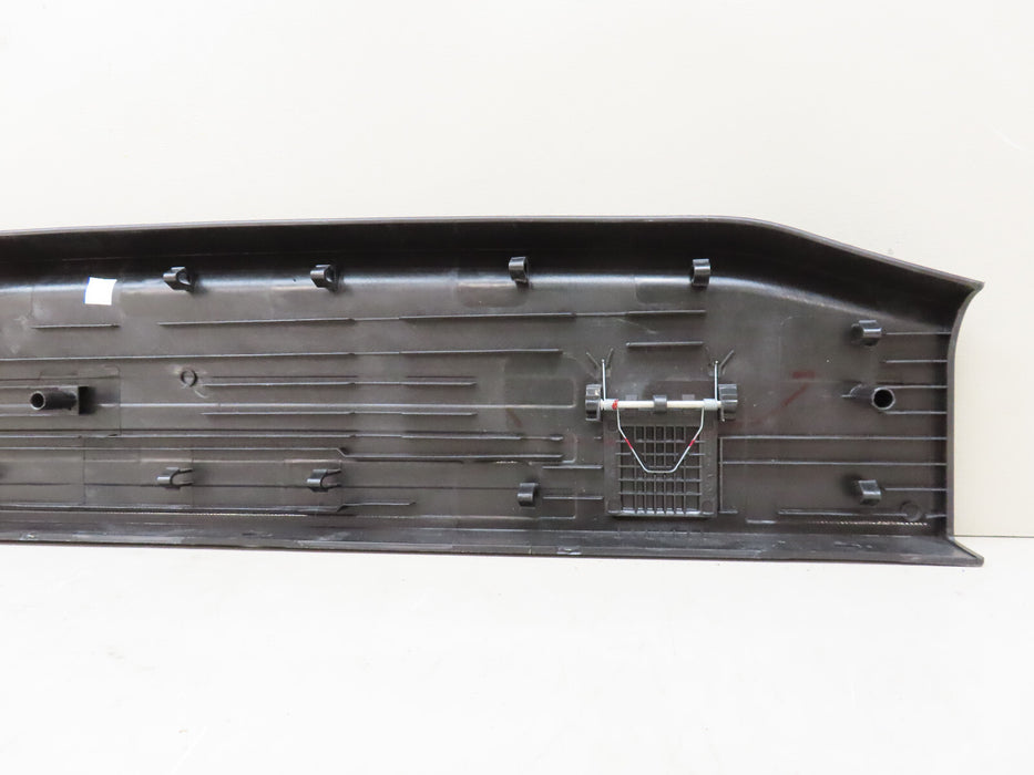 2021-204 FORD F150 F-150 TREMOR REAER UPPER CENTER TAILGATE MOLDING COVER OEM