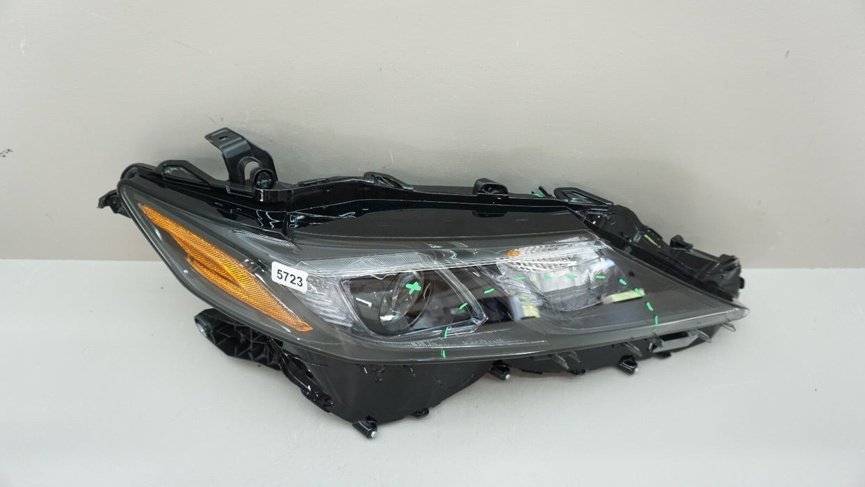 2018-2020 TOYOTA CAMRY FRONT RIGHT PASSENGER SIDE HEADLIGHT LED OEM 18 19 20