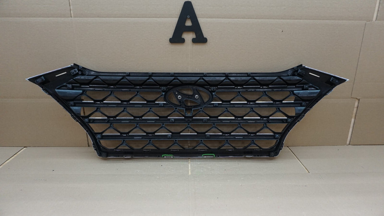 2019-2020 HYUNDAI TUCSON GRILL W/EMBLEM CAMERA HOLE 86351-D3610 OEM