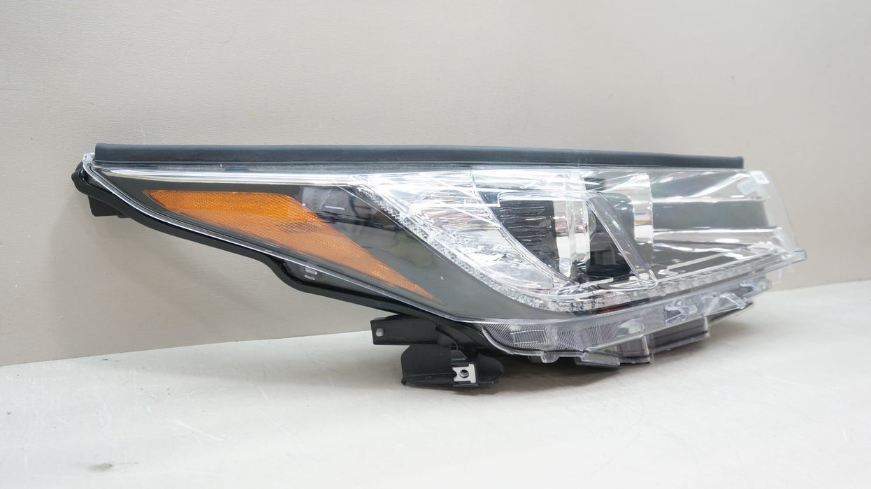 2017-2019 TOYOTA HIGHLANDER RIGHT SIDE HALOGEN WITH LED HEADLIGHT AFTERMARKET