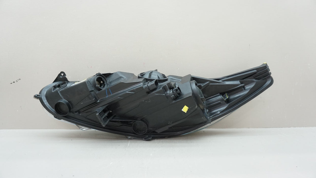 2014-2019 FORD FIESTA FRONT RH RIGHT PASSENGER SIDE HALOGEN HEADLIGHT OEM