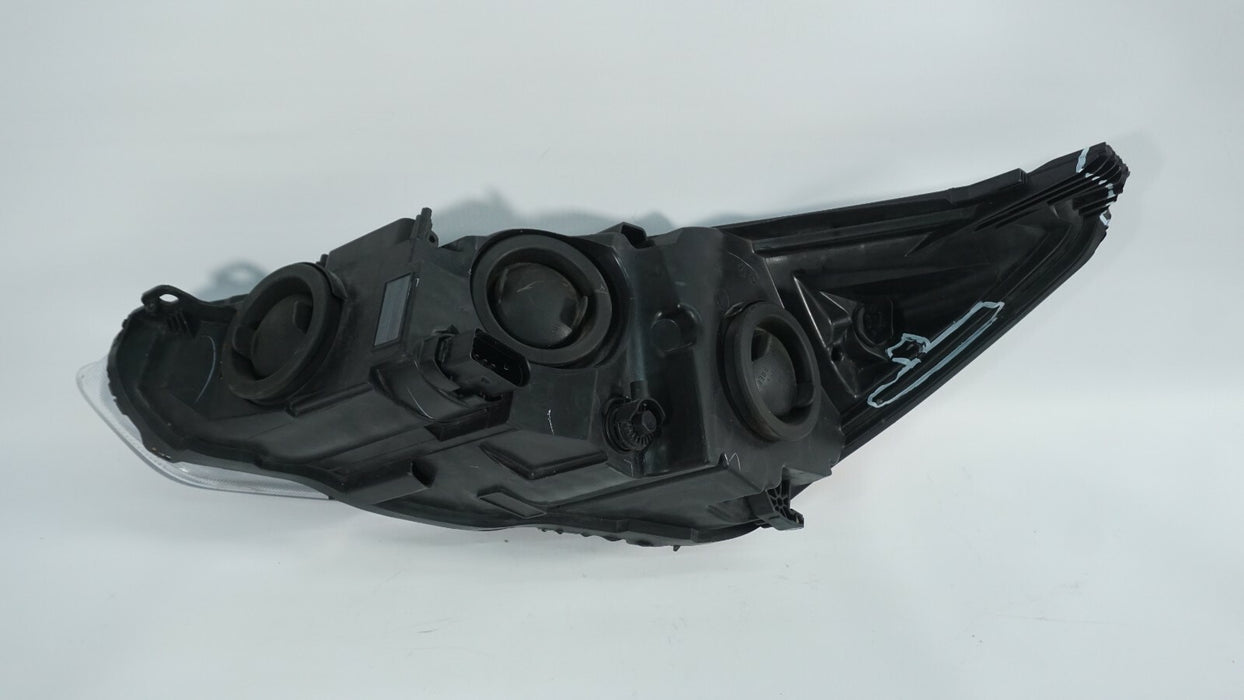 2015-2018 FORD FOCUS FRONT RIGHT PASSENGER SIDE HEADLIGHT HALOGEN LAMP OEM
