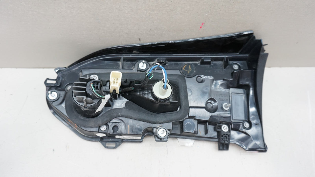 2019-2021 TOYOTA RAV4 REAR LH LEFT DRIVER SIDE INNER TAIL LIGHT OEM