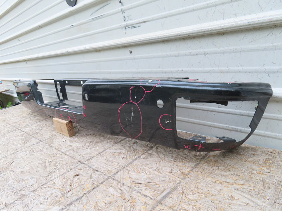 2014-2019 CHEVROLET/GMC SILVERADO/SIERRA 2500,3500 REAR SHELL BUMPER COVER OEM