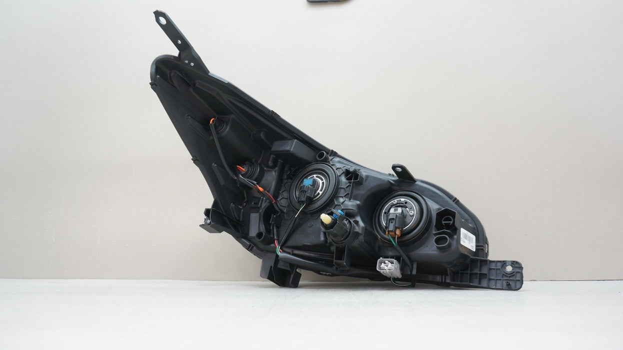 2017-2023 SUBARU IMPREZA FRONT LEFT DRIVER SIDE HALOGEN HEADLIGHT OEM