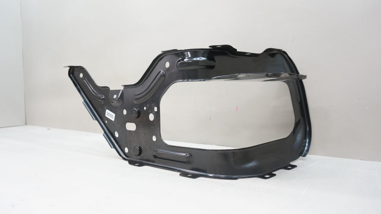 2020-2024 GMC SIERRA 1500 REAR LEFT DRIVER SIDE BUMPER BRACKET BRACE OEM