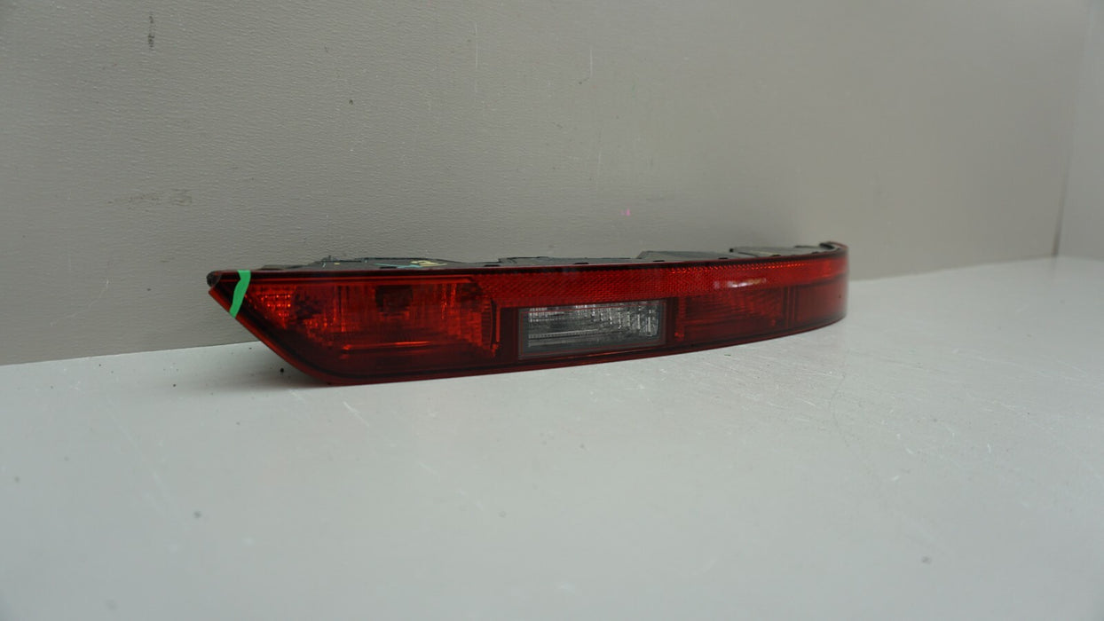 2018-2019 AUDI Q5 REAR RIGHT PASSENGER SIDE REAR BUMPER TAIL LIGHT OEM 18 19