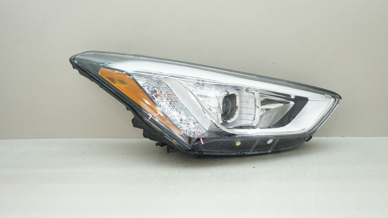 2013-2016 HYUNDAI SANTA FE FRONT RIGHT PASSENGER SIDE HALOGEN HEADLIGHT OEM