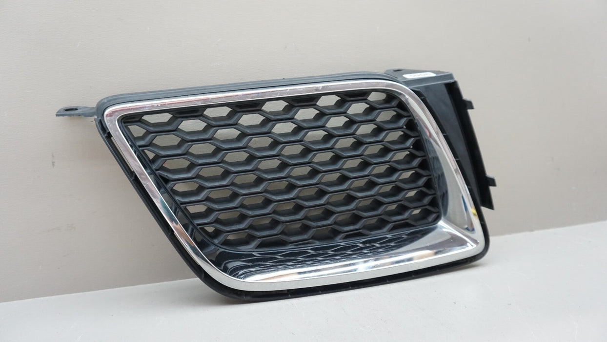 2009-2010 PONTIAC VIBE FRONT RIGHT UPPER BUMPER RADIATOR GRILLE OEM 53100-01020
