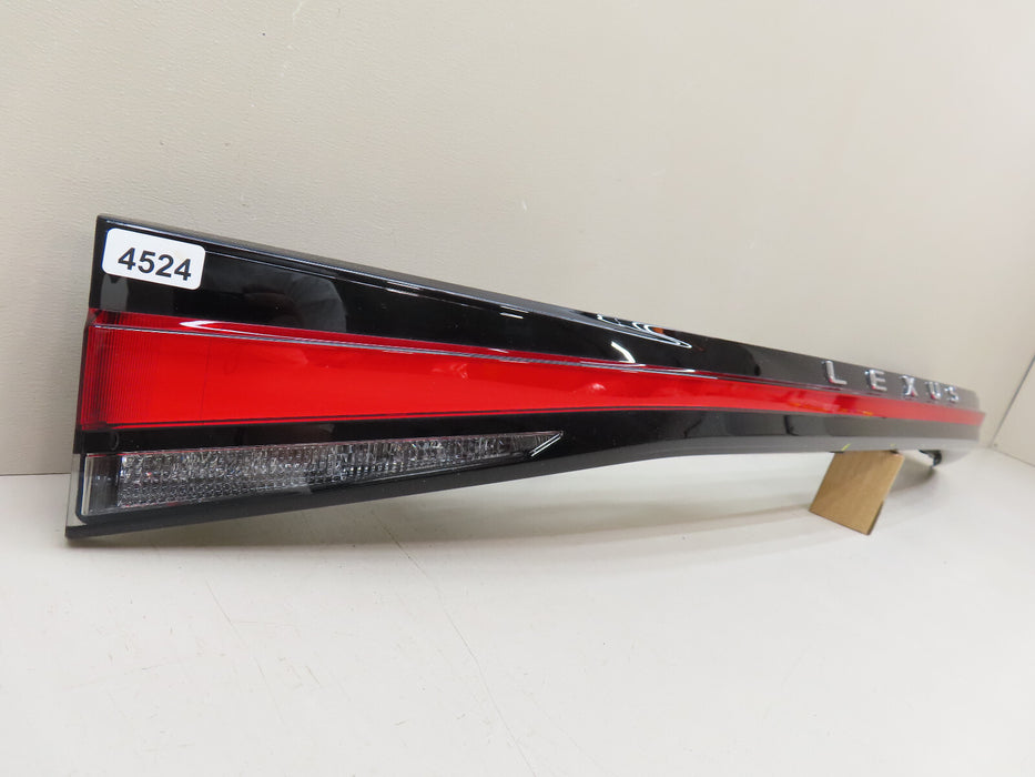2023 2024 LEXUS RX350 REAR CENTER LIFT GATE TAIL LIGHT OEM