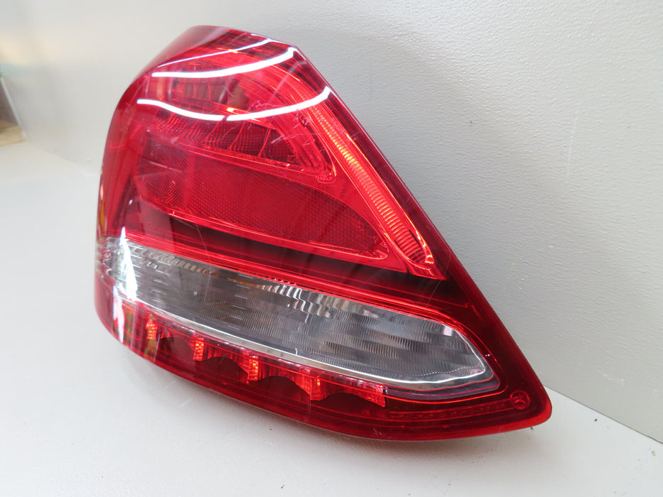 2015 2016 2017 2018  Mercedes C Class Sedan LEFT TAILLIGHT LAMP HALOGEN/LED OEM