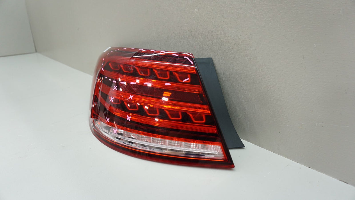2014-2017 MERECEDES-BENZ E-CLASS REAR LEFT DRIVERS SIDE TAIL LIGHT OEM