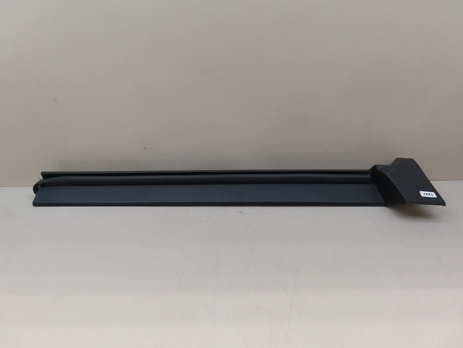 2018-2023 CHEVROLET EQUINOX LEFT DRIVER SIDE ROCKER PANEL SKIRT MOLDING OEM