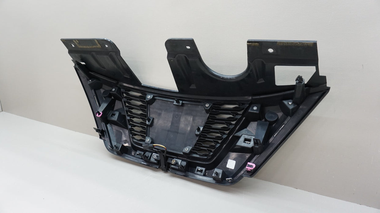 2016-2018 NISSAN ROGUE FRONT UPPER MAIN GRILLE W/ BADGE & CAMERA 623106FL0C OEM