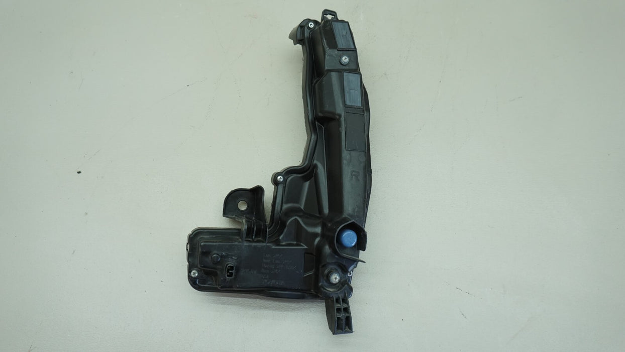 2017-2019 TOYOTA COROLLA FRONT RIGHT PASSENGERS SIDE LEF FOG LGHT OEM 17 18 19