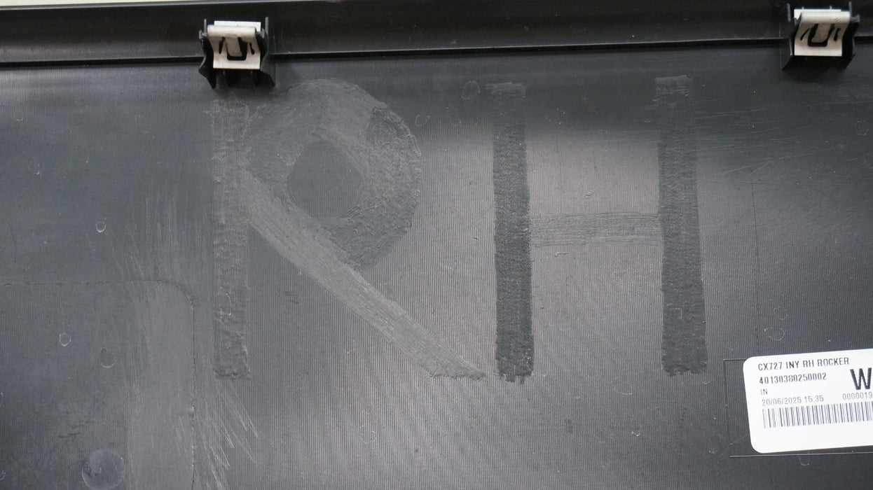 2021-2024 FORD MUSTANG MACH-E RIGHT ROCKER SIDE SKIRT COVER OEM LJ8B-R10154-AAW
