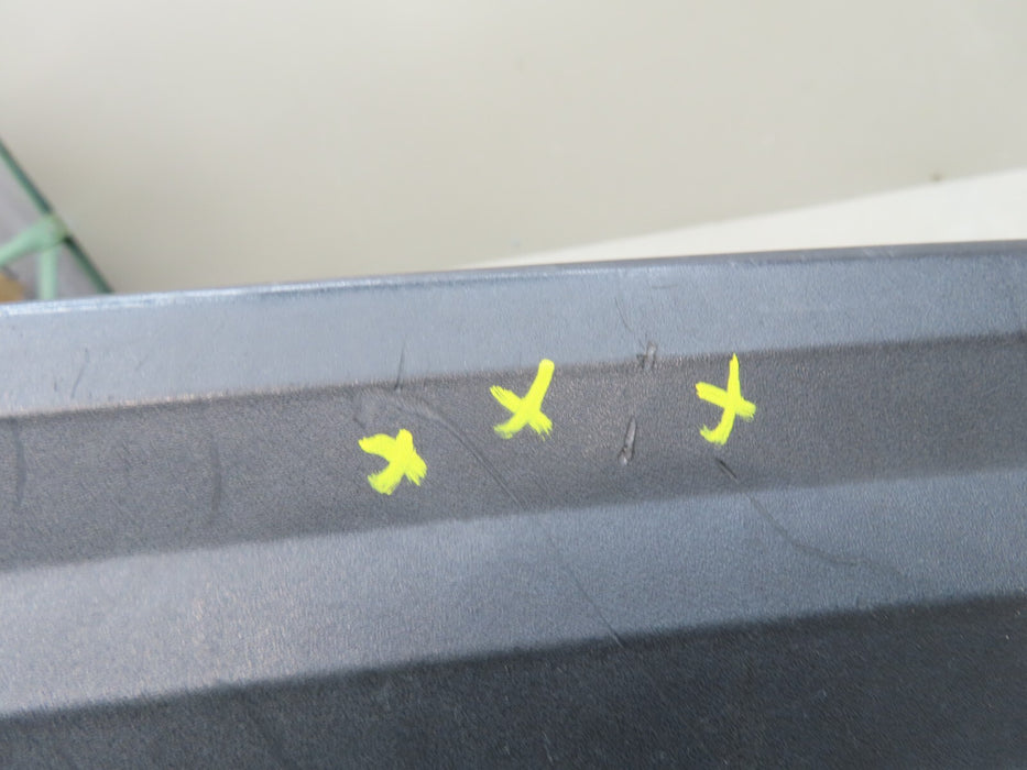 2015-2020 CHEVROLET TAHOE GMC YUKON REAR BUMPER STEP PLATE COVER OEM 29936468