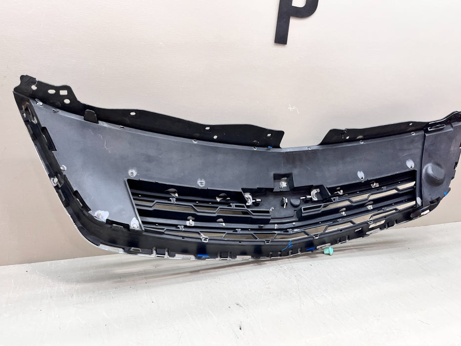 2013-2017 CHEVROLET TRAVERSE FRONT UPPER GRILLE 20988633 OEM