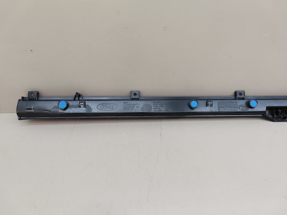 2022-2024 FORD F150 F-150 LIGHTNING REAR CENTER TAILGATE TAIL LIGHT LED OEM