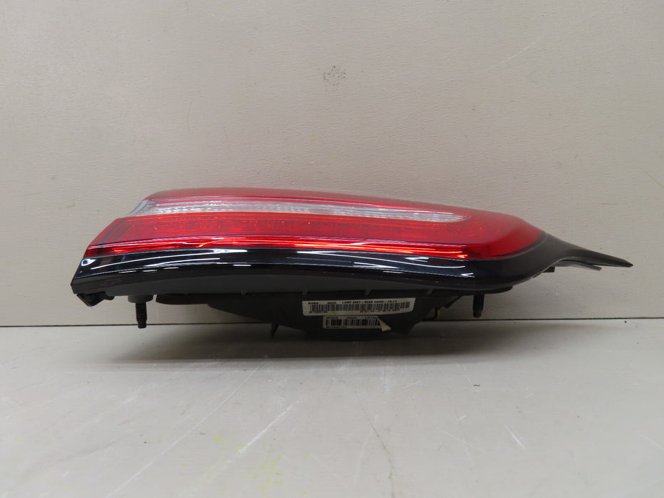 2015 2016 JEEP CHEROKEE REAR LEFT DRIVER INNER TAIL LIGHT OEM 68102921AC