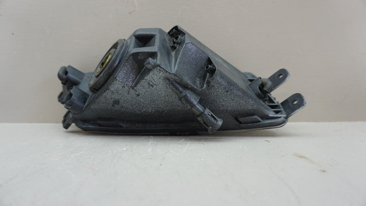 2014-2015 VOLKSWAGEN PASSAT FRONT LEFT DRIVER SIDE BUMPER FOG LIGHT LAMP OEM