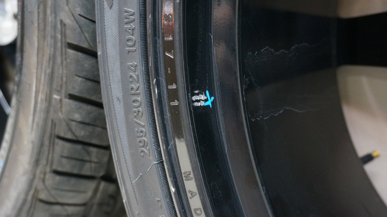 ROLLS ROYCE VOSSEN FORGED SERIES S17-11 SET RIMS W TIRES. NO TPMS SENSORS