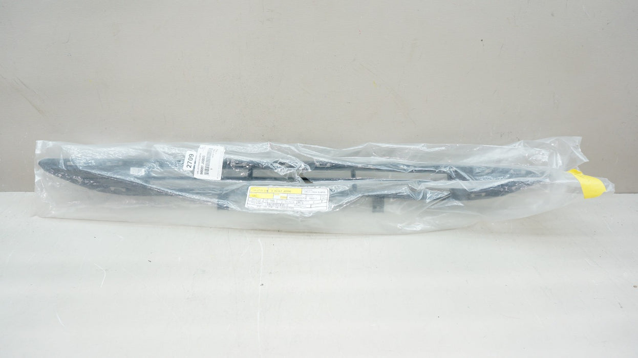 *NEW* 2018-2022 HYUNDAI ACCENT FRONT LOWER RADIATOR GRILLE GRILL 86561-J0000 OEM