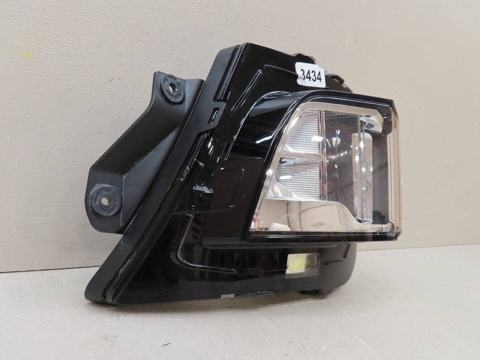 2018 2019 CADILLAC XTS FRONT RIGHT PASSENGER DAY TIME LIGHT OEM 23353386