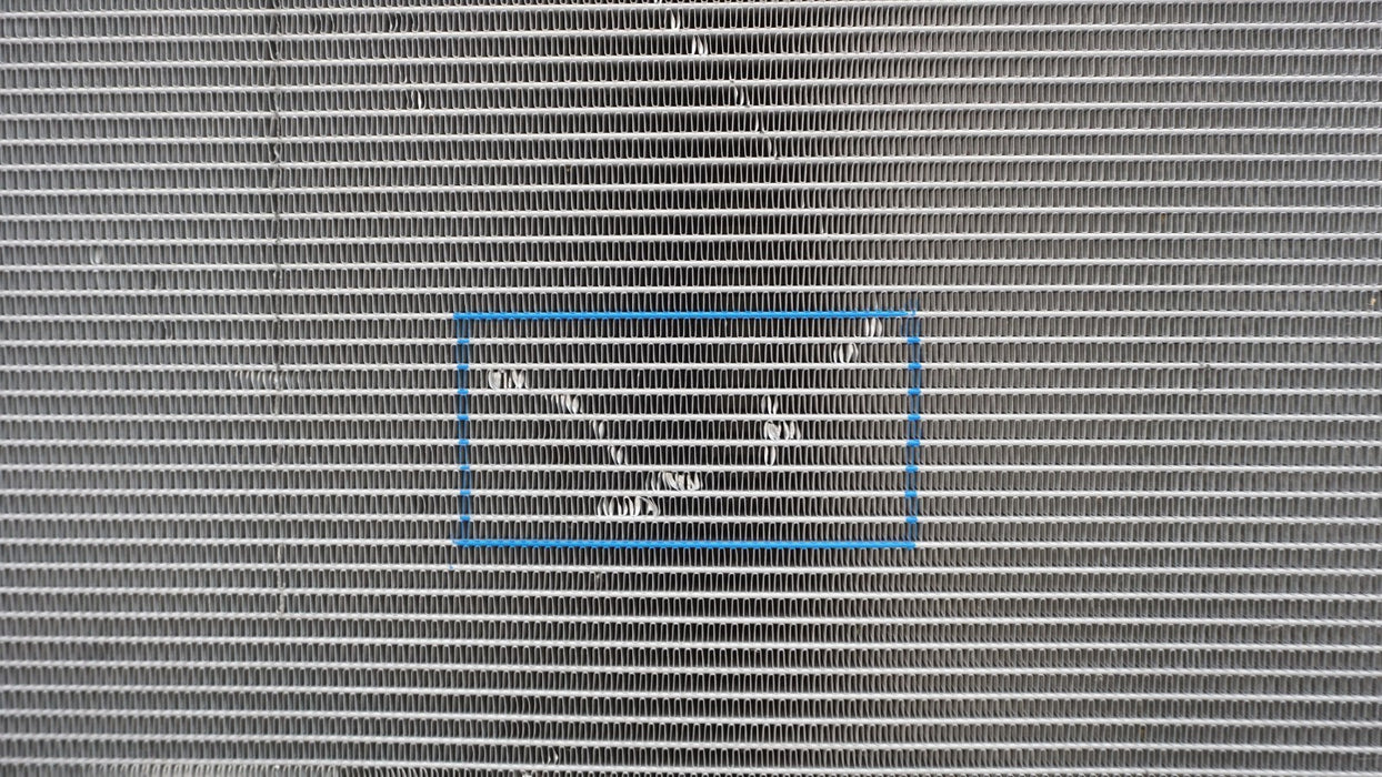 2022-2024 LAND ROVER RANGE ROVER HSE MAIN RADIATOR OEM L25951