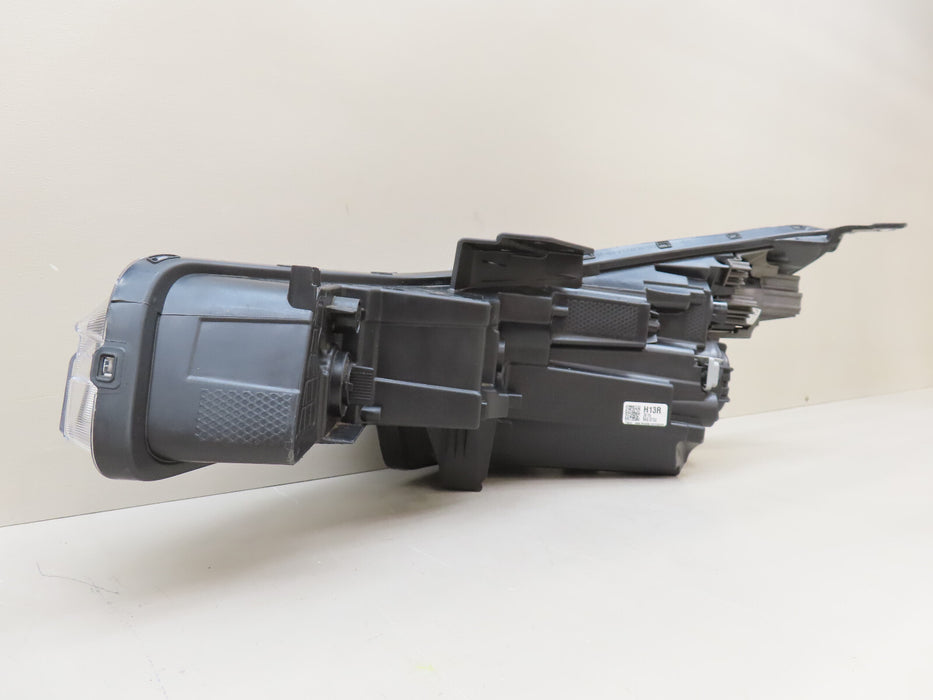 2021-2023 HYUNDAI ELANTRA FRONT RIGHT PASSENGER SIDE HEADLIGHT OEM