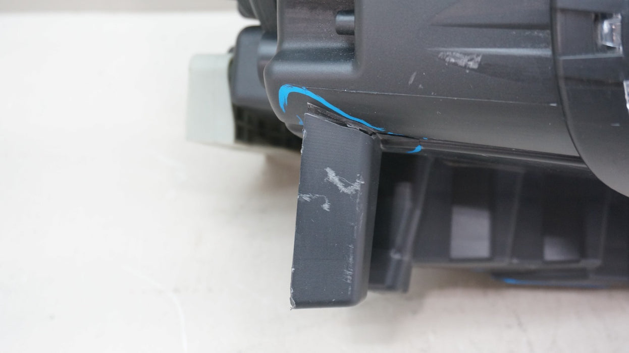 2020-2022 KIA SOUL FRONT LEFT DRIVERS SIDE HALOGEN HEADLIGHT OEM