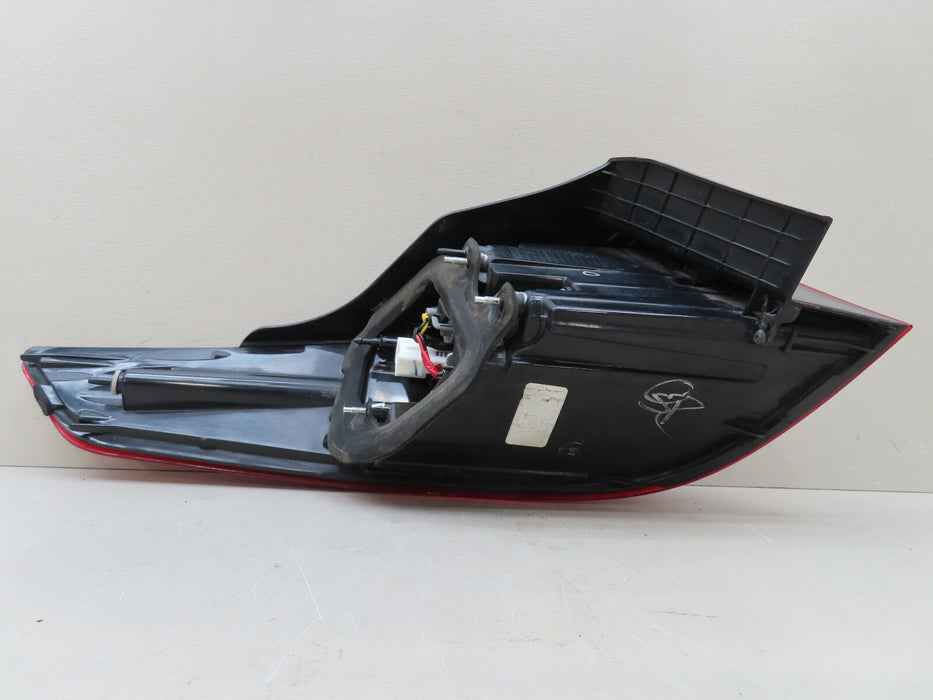 2012 2013 KIA OPTIMA REAR RIGHT PASSENGER SIDE OUTER TAIL LIGHT OEM